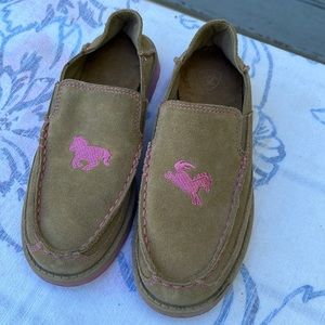 Ariat shoes gently worn
